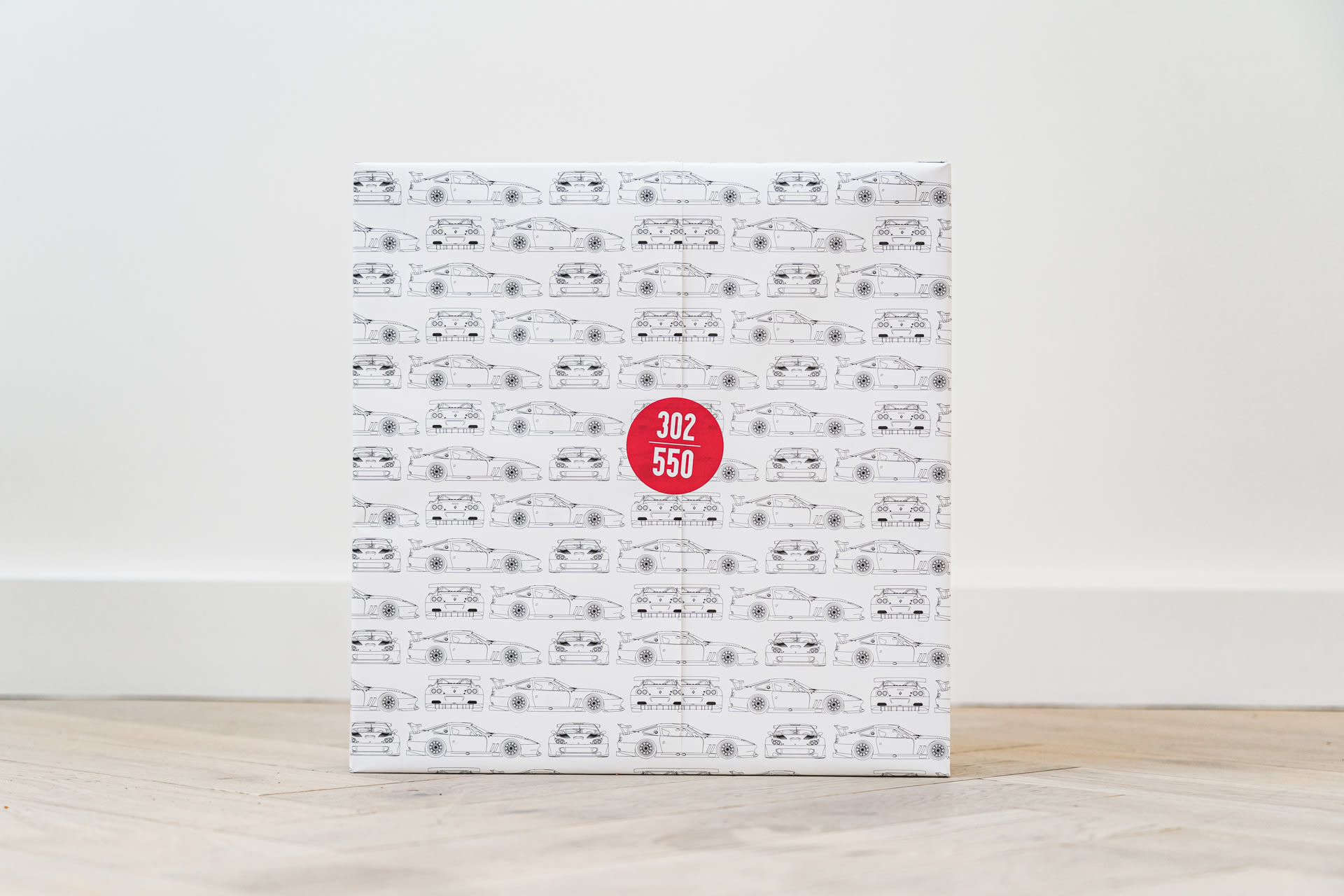 The 550 Prodrive-Book | Girardo & Co